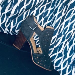 🆕women’s Franco Sarto heels